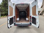Ford Transit-14