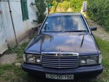 Mercedes 190-1