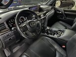 Lexus LX 450d-7