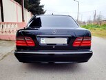 Mercedes E 320-6