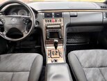 Mercedes E 320-18