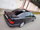 Mercedes E 320-9