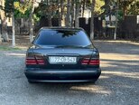 Mercedes E 270-2