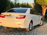 Toyota Camry-3