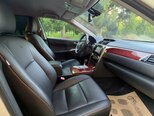 Toyota Camry-16