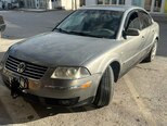 Volkswagen Passat-1