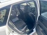 Toyota Prius-13