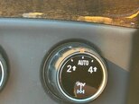 Cadillac Escalade-19