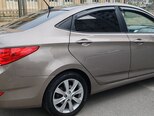 Hyundai Accent-6