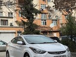 Hyundai Elantra-2