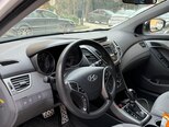 Hyundai Elantra-8