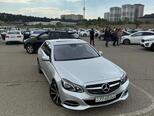 Mercedes E 220-6