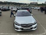 Mercedes E 220-4