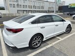 Hyundai Sonata-9