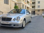 Mercedes E 240-5
