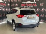 Toyota RAV4-17