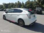 Toyota Prius-2