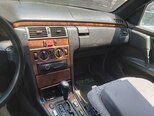 Mercedes E 220-8