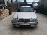 Mercedes C 220-1