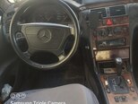 Mercedes E 220-17
