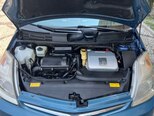 Toyota Prius-13