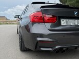 BMW 330-2
