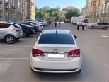 Chevrolet Cruze-11