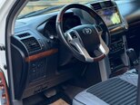 Toyota Land Cruiser Prado-4