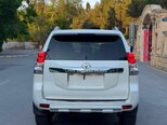 Toyota Land Cruiser Prado-5