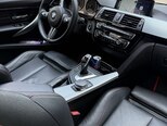 BMW 330-17