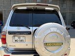 Toyota Land Cruiser-13