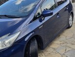 Toyota Prius-13