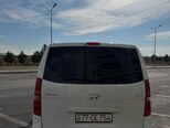Hyundai H-1-2
