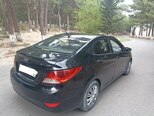 Hyundai Accent-7