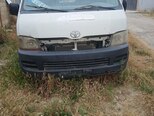 Toyota HiAce-1