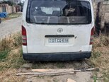 Toyota HiAce-2