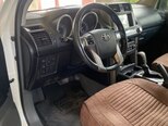 Toyota Land Cruiser Prado-5