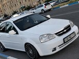 Chevrolet Lacetti-1