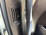 Hyundai Grand Santa Fe-11