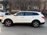 Hyundai Grand Santa Fe-5