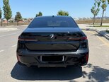 BMW i7-8