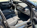 BMW i7-14