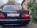 Mercedes E 240-3