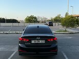 Hyundai Elantra-6
