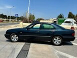 Mercedes E 200-13