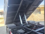 Isuzu ELF-11