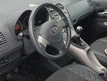 Toyota Auris-8