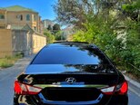 Hyundai Sonata-6