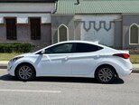 Hyundai Elantra-6