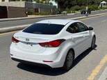Hyundai Elantra-4